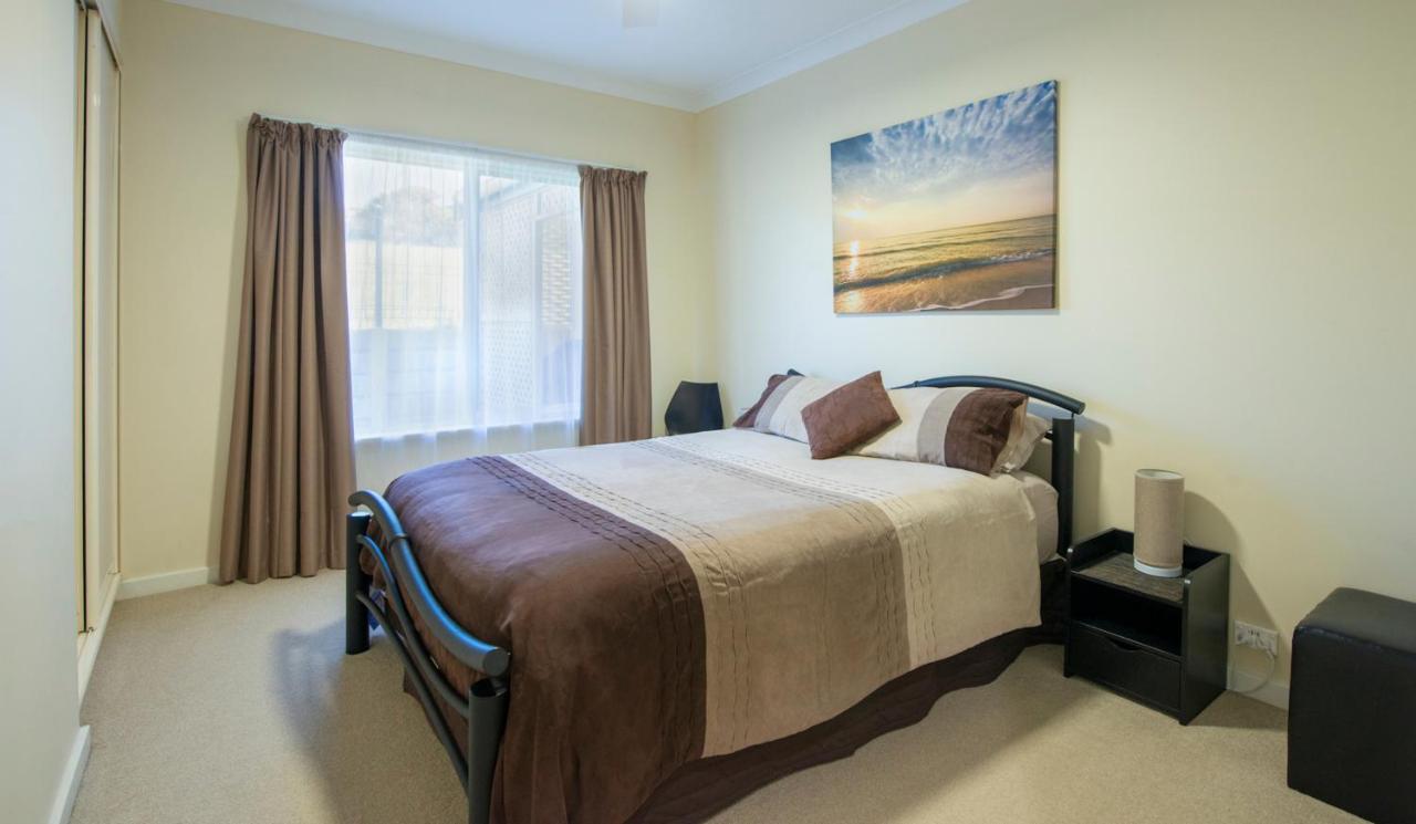 Searenity Holiday Accommodation Emu Bay Екстериор снимка