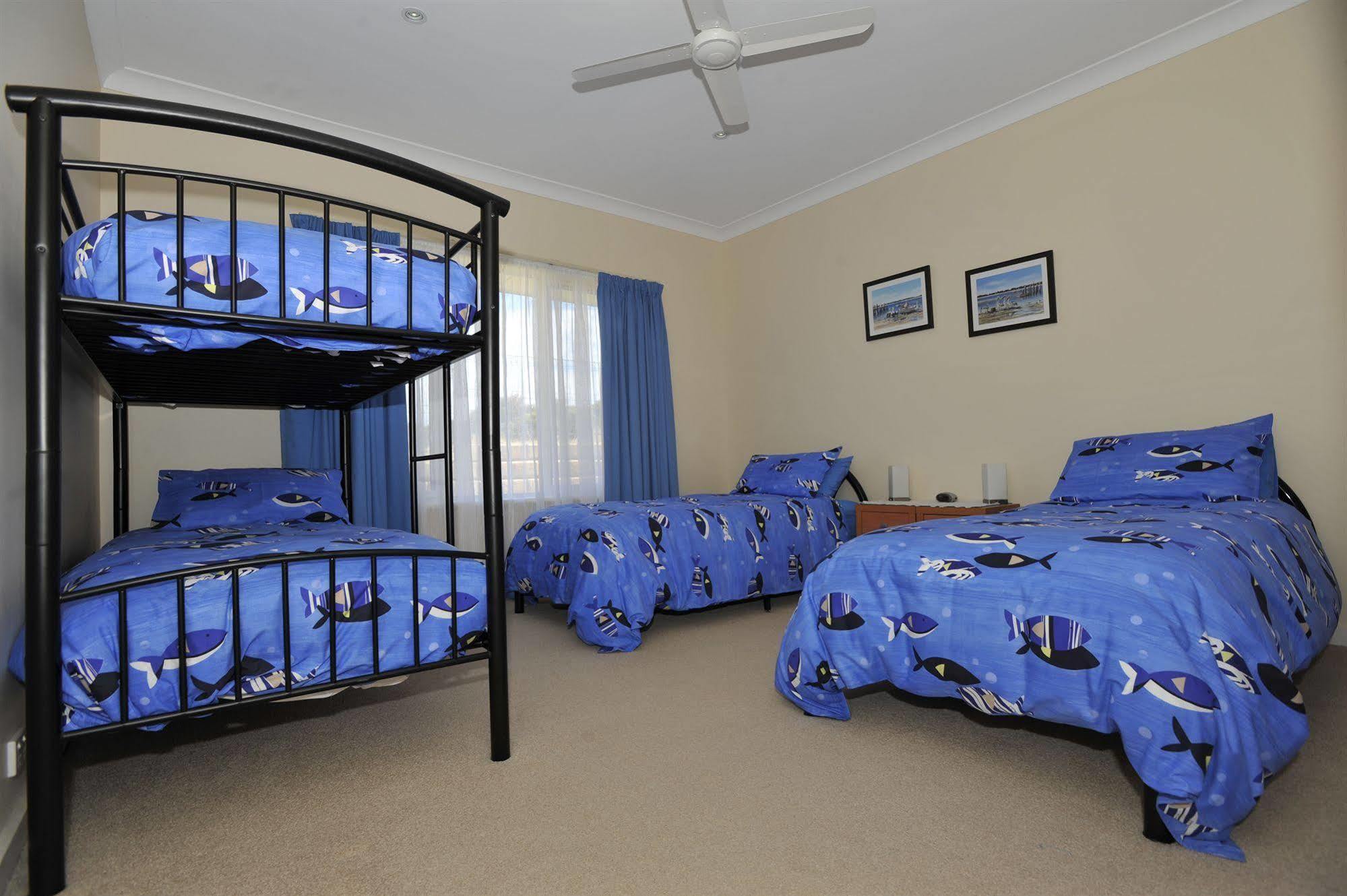 Searenity Holiday Accommodation Emu Bay Екстериор снимка