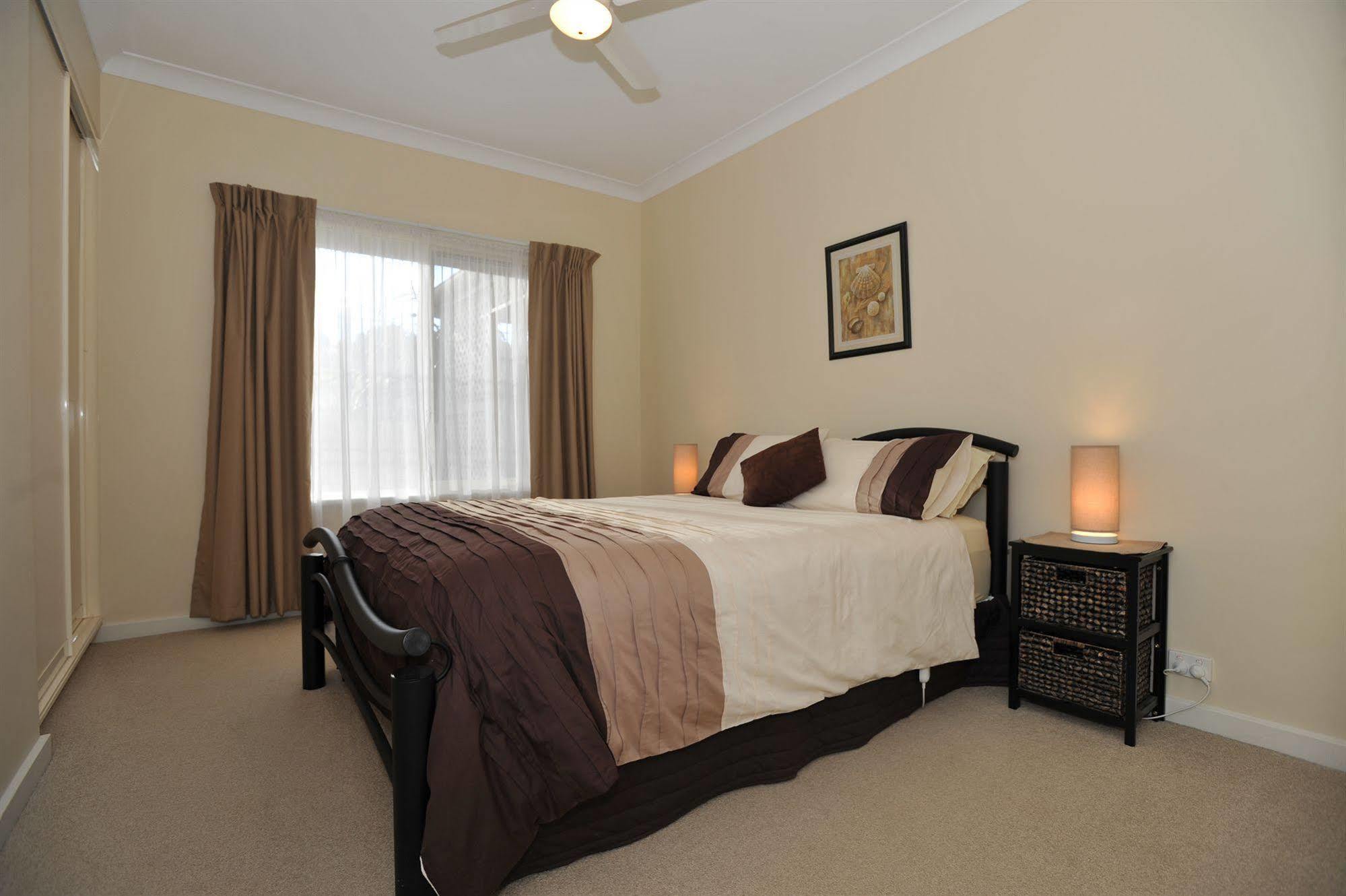 Searenity Holiday Accommodation Emu Bay Екстериор снимка
