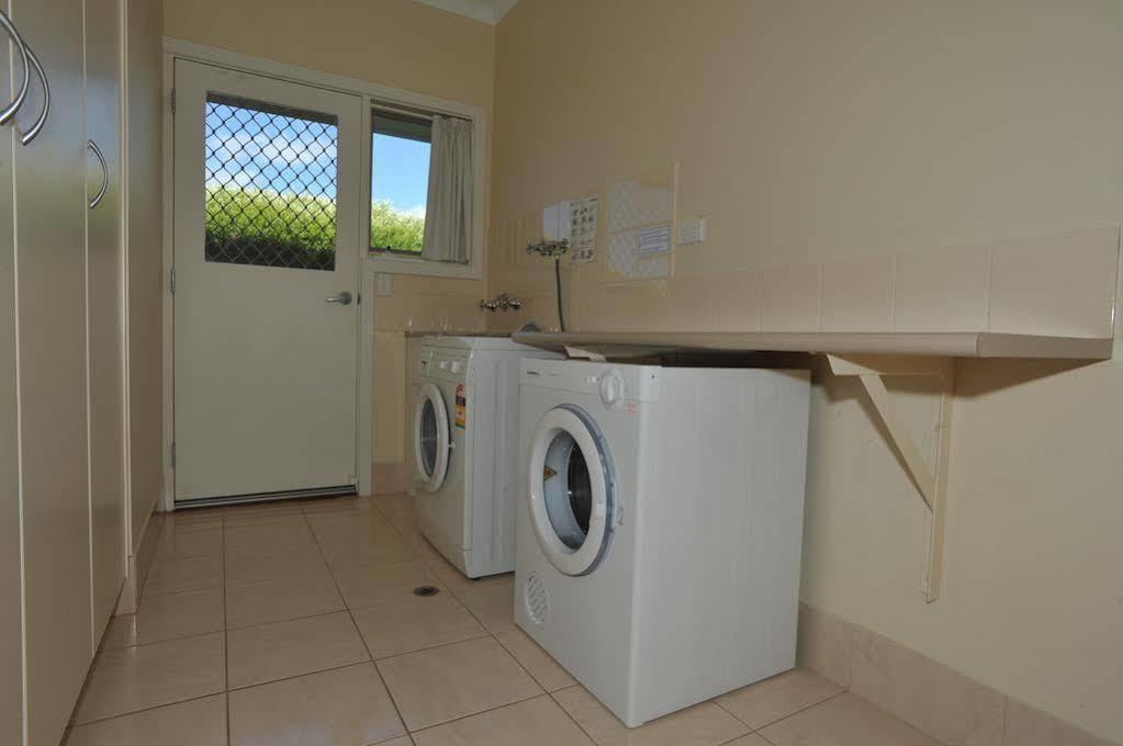 Searenity Holiday Accommodation Emu Bay Екстериор снимка